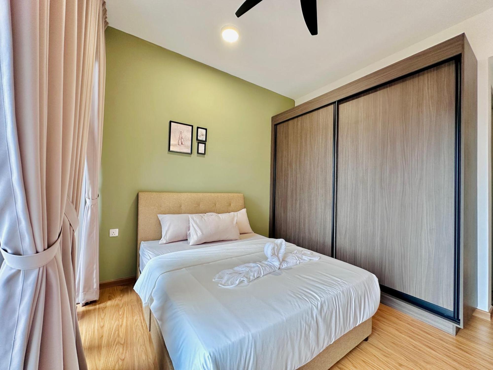 2Br Luxury Rooftop Swimming Pook Homestay@Georgetown@10Pax - 无敌美景两房民宿 Exterior photo