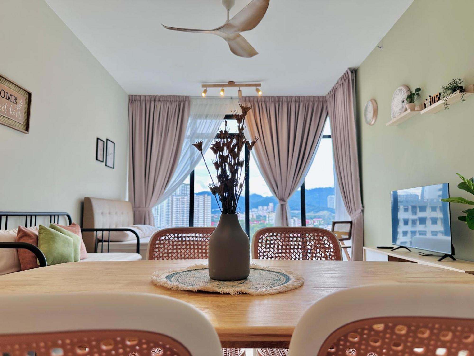 2Br Luxury Rooftop Swimming Pook Homestay@Georgetown@10Pax - 无敌美景两房民宿 Exterior photo