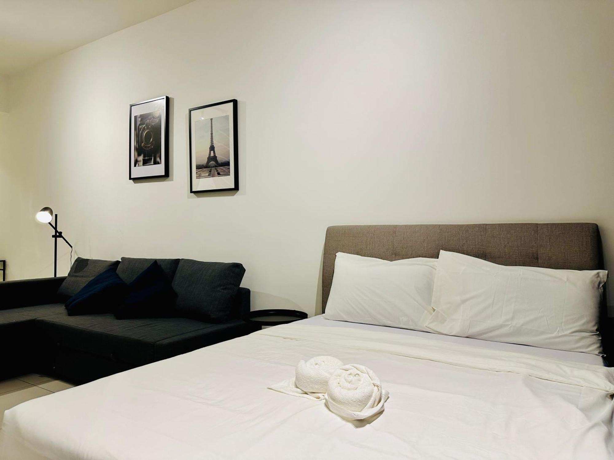 2Br Luxury Rooftop Swimming Pook Homestay@Georgetown@10Pax - 无敌美景两房民宿 Exterior photo