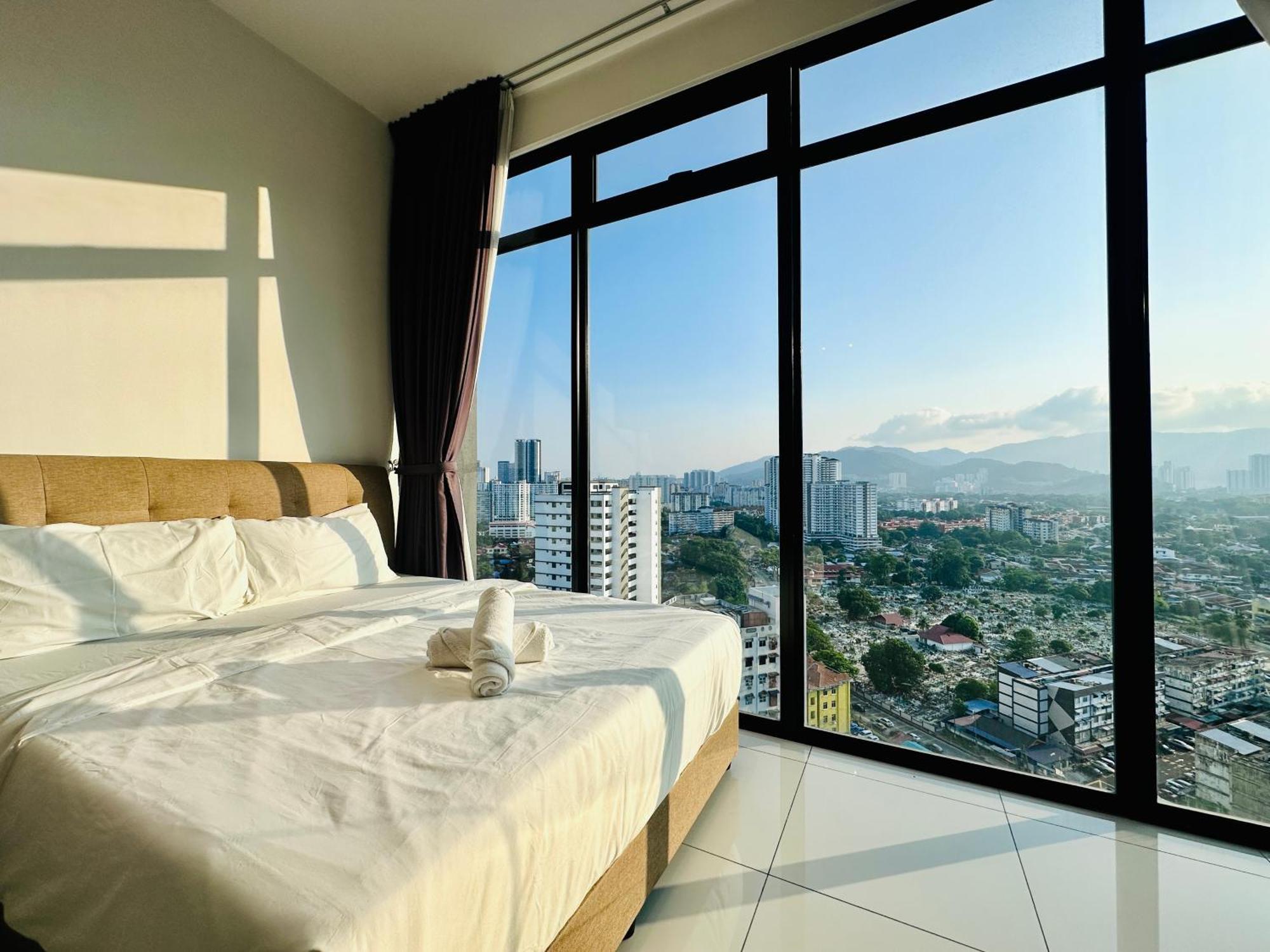 2Br Luxury Rooftop Swimming Pook Homestay@Georgetown@10Pax - 无敌美景两房民宿 Exterior photo